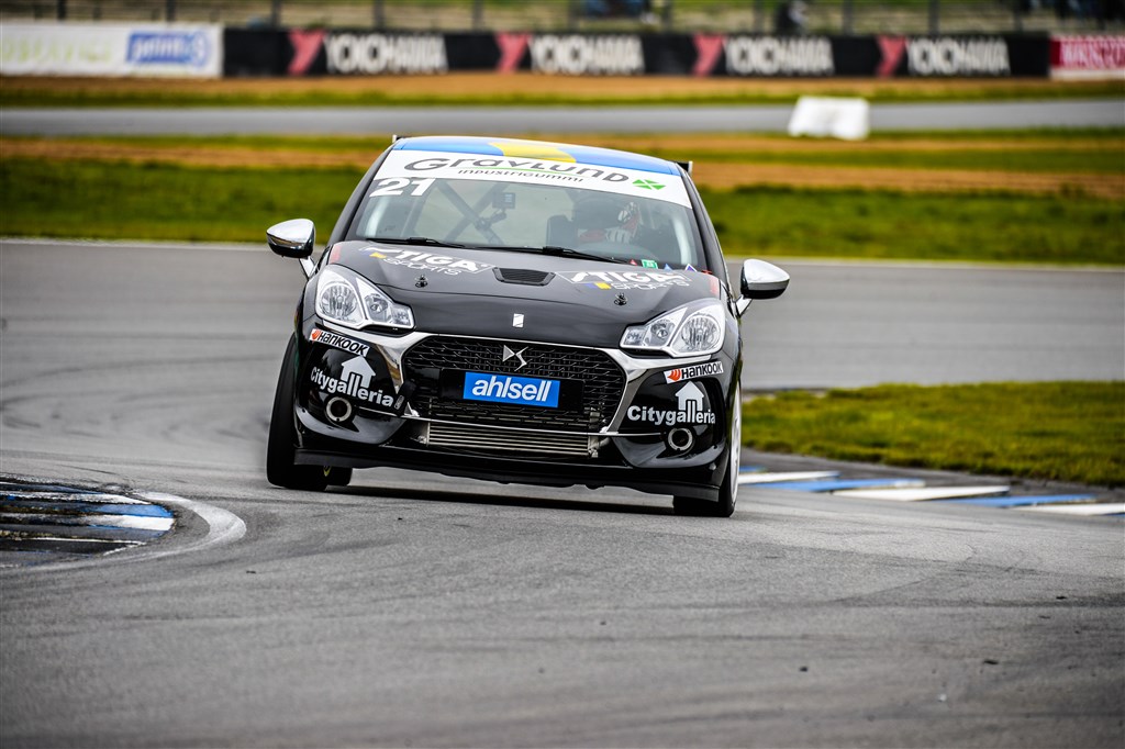 Anton Bergström har fået fin fart i raceren her i slutningen af sæsonen
(Foto: Kimersfoto.dk)